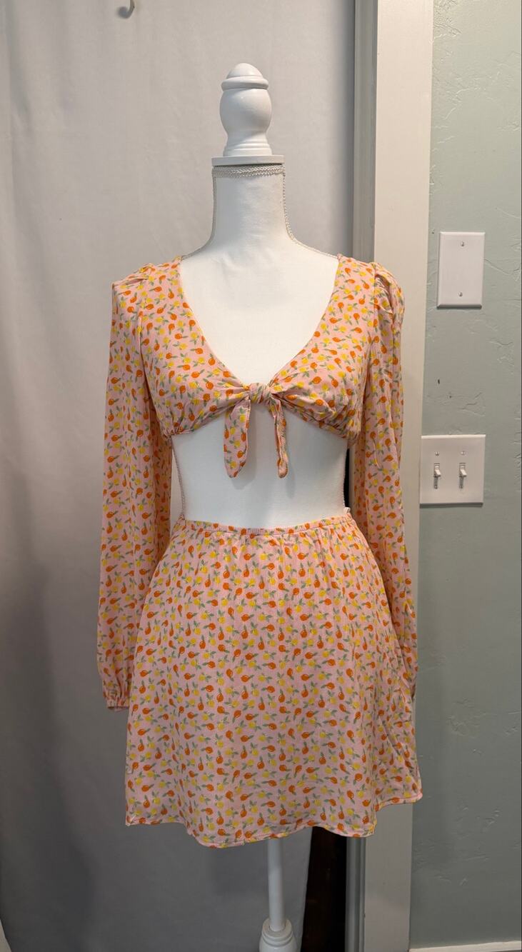 Dippin' Daisies |  Lemon & Orange Print V-Neck Tie-Front Dress